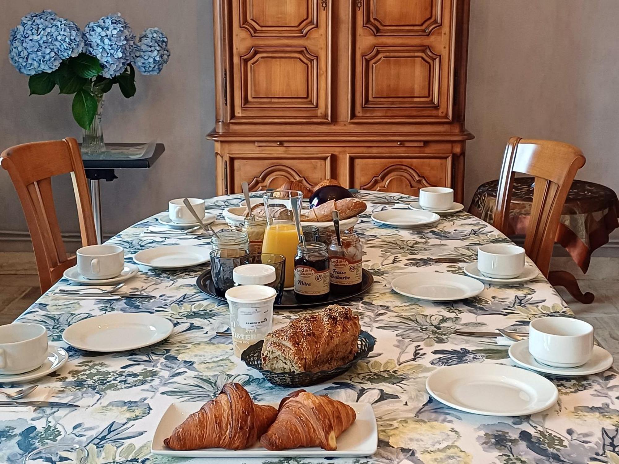 Mahalon Au Calme A 10Mn Des Baies De Douarnenez Et Audierne Avec Cuisine A Disposition المظهر الخارجي الصورة